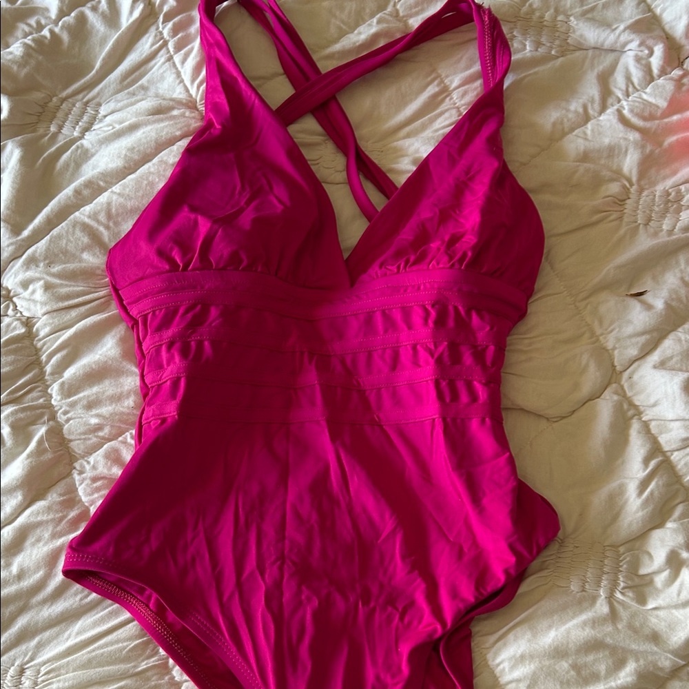La Blanca women’s Fuchsia One-Piece Swimsuit - Cross Back
